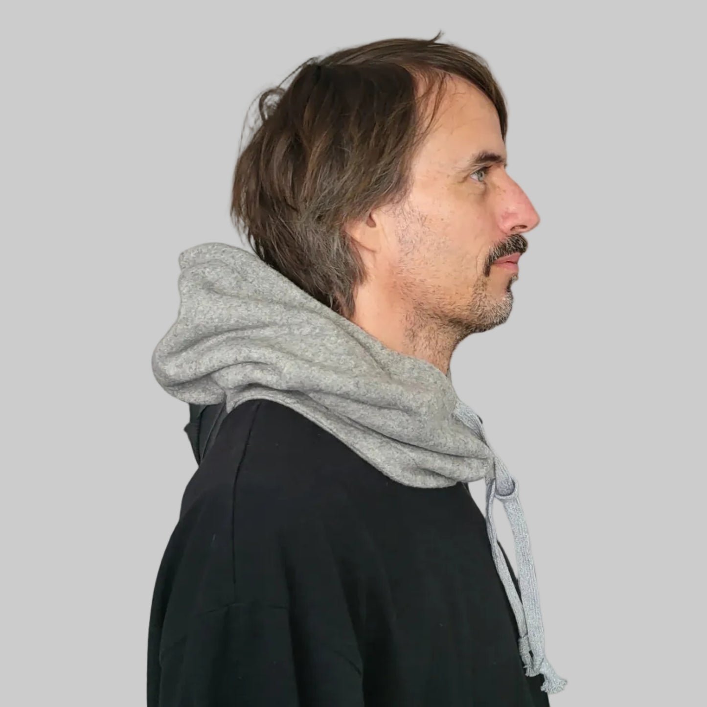 Kapuzenloop BIO-BAUMWOLLFLEECE mit Kordel grau